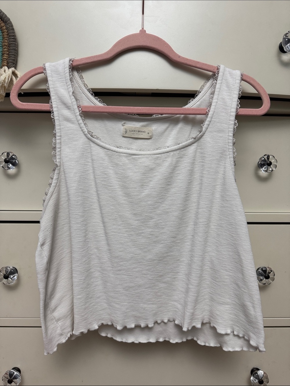 Lucky Brand White Lettuce-Edge Cropped Tank